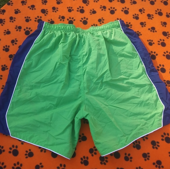 Two men's swim shorts - Picture 5 of 6